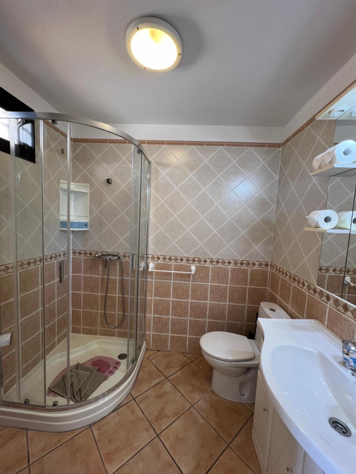 Apartment Center Los Cristianos 로스크리스티아노스 외부 사진